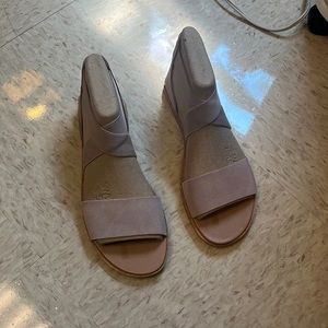 Sorel Mauve Brand New Sandals
